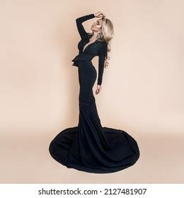 Sexy Blonde Mermaid Images Stock Photos Vectors Shutterstock