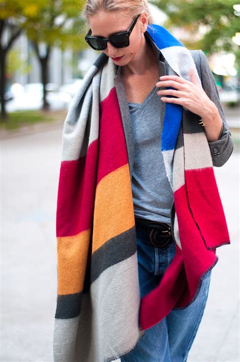 23 Stunning Ways To Wear Stripes This Fall Styles Weekly