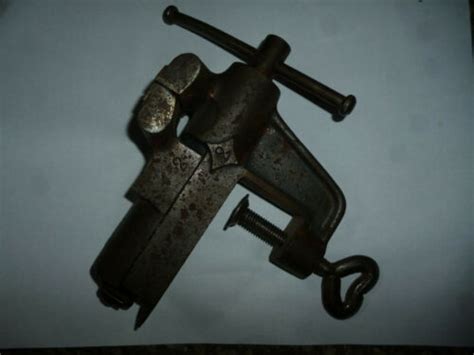 Vintage Antique Small Vise Machinist Anvil Gunsmith Jeweler Clamp