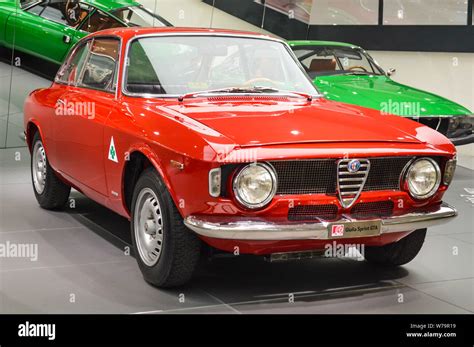 Alfa Romeo Giulia Sprint GT Stockfotografie Alamy