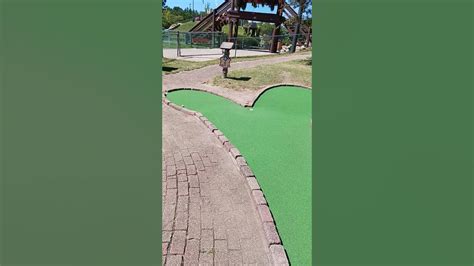 I Dont Like The Shape Of This Mini Golf Par Youtube