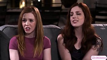 Stepmom Lauren Phillips Allows Her Stepdaughters To Have An Intimate Relationship The Lesbian