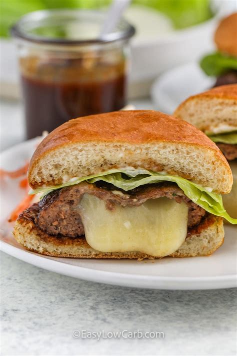 Stuffed Burgers With Mozzarella Cheese Easy Low Carb