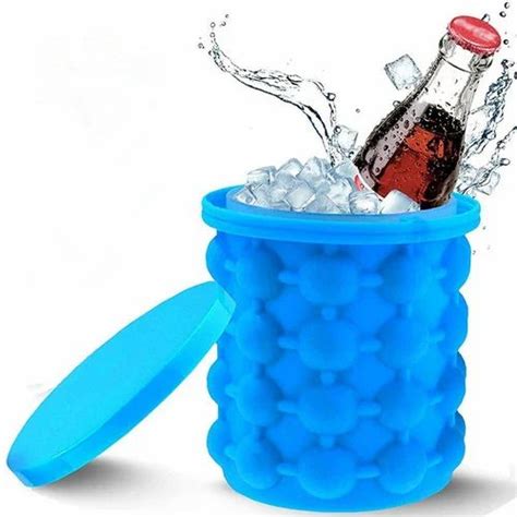 Silicone Ice Cube Maker Space Saving Ice Cube Genie Bucket For Home