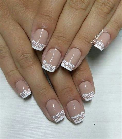 Diseño en nude divino Tan simple pero tan bello Ideal para una boda Nagels Gelnagels