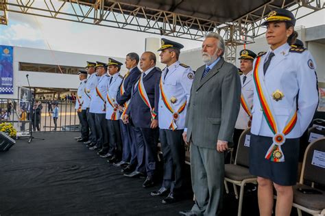 Governador Ibaneis Rocha Entrega Medalha Tiradentes Maior Honraria Da Pmdf