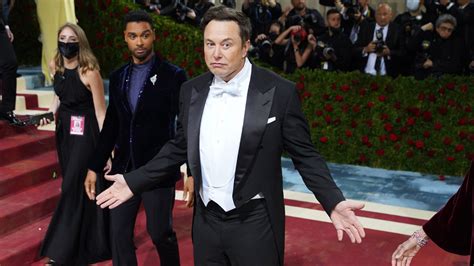 Hundreds Of Twitter Employees Decide Not To Be Extremely Hardcore And Quit PCMag