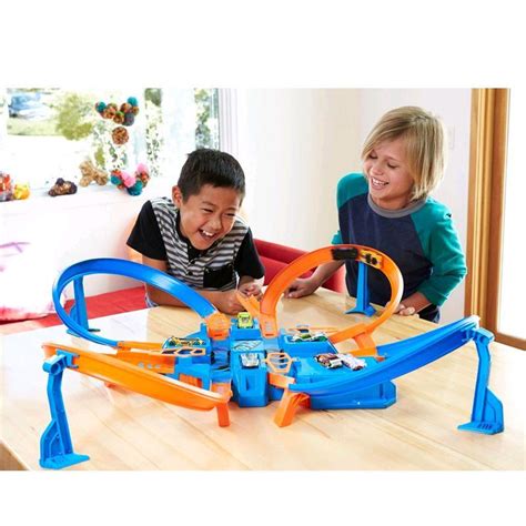 Mattel Hot Wheels Action Criss Cross Crash Trackset DTN42 Spar Toys