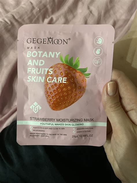 Тканевая маска для лица GEGEMOON botany and fruits skin care strawberry ...