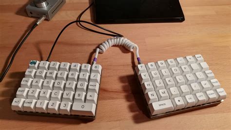 [photos] another handwired split keyboard : MechanicalKeyboards