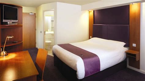 Premier Inn London Victoria - Hotel - visitlondon.com