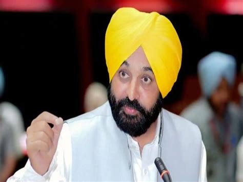 Punjab Cm Bhagwant Mann Attack Sukhbir Singh Badal On Sukh Vilas Hotel