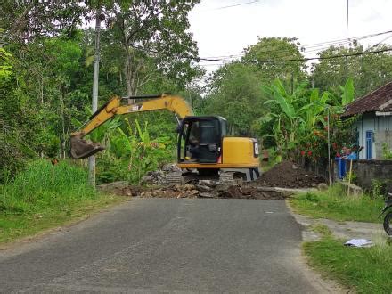 Pekerjaan Rehab Jembatan Semar Triwidadi Website Kalurahan Triwidadi