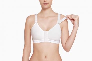 Breast Surgery and Post-Surgery Bras: Everything You Need to Know - RECOVA®