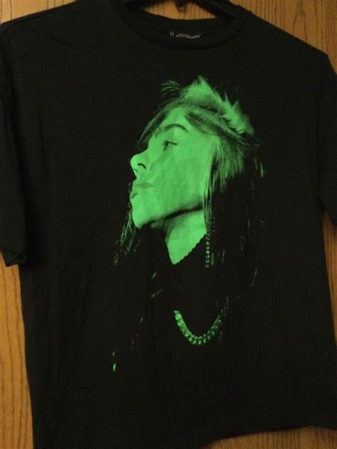 Billie Eilish - 2020 Black Shirt - S - Divided - Gem