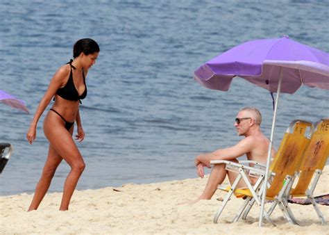 Tina Kunakey In A Bikini Was Photographed By Paparazzi Photos The Fappening