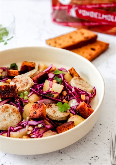 Salade Met Rode Kool Witte Pens En Peperkoek As Cooked By Ginger