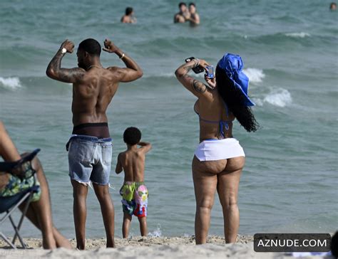 Ari Fletcher Sexy Spotted Flaunting Her Voluptuous Bikini Body And Curves At Miami Beach AZNude