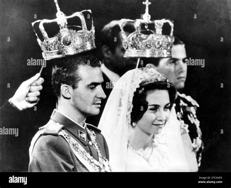 Atenas Grecia 14051962 Don Juan Carlos Y La Princesa Doña Sofía En Un Momento De Su