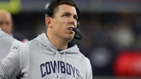 Report: Cowboys parting ways with offensive coordinator Kellen Moore ...