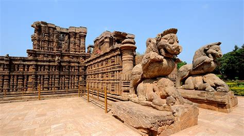 top road trips  ancient temples  india tourist attractions