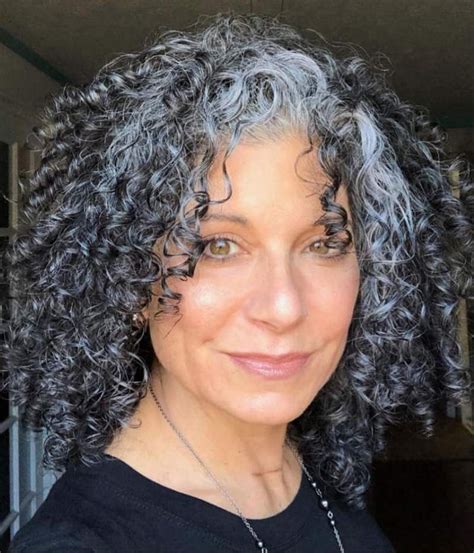 8 Tips For Women To Embrace Their Curly Gray Hair In Transition Grey Curly Hair Gray Hair