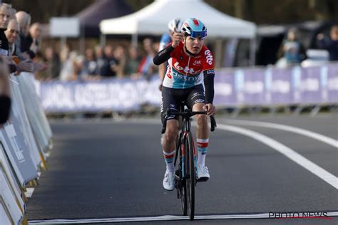 Jonge Belg nu écht in de galerij der groten Koers altijd om te winnen