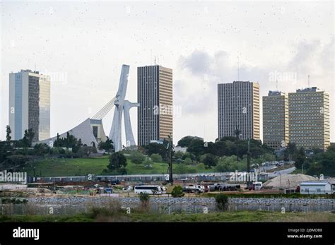 Ivory Coast Abidjan Skyline Hi Res Stock Photography And Images Alamy