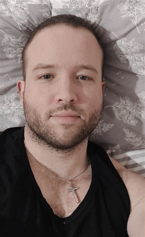 Looking For A New Home My Gay Flatmate