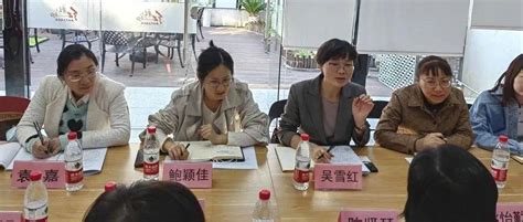 嘉兴市妇联党组成员、副主席吴雪红一行来南湖区调研工作新南社区特色