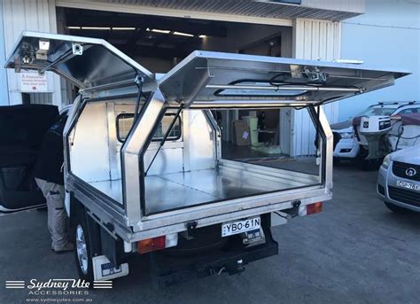 Custom Alloy Canopies Made To Order Custom Aluminum Ute Canopies