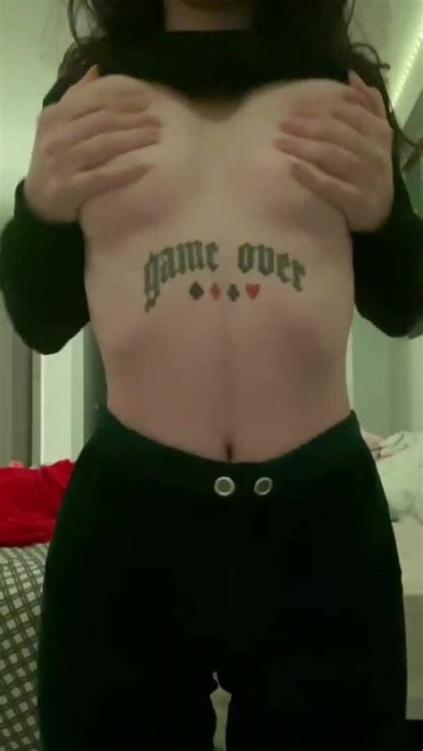 Hot BTS Fan Showing Her Hard Tits Cnn Amador