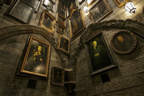 Insanely Cool And Secret Facts About The Wizarding World Of Harry