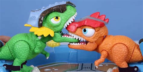 IMC Toys выходит за рамки кукол и пупсов. Dinobytes - динозавры!