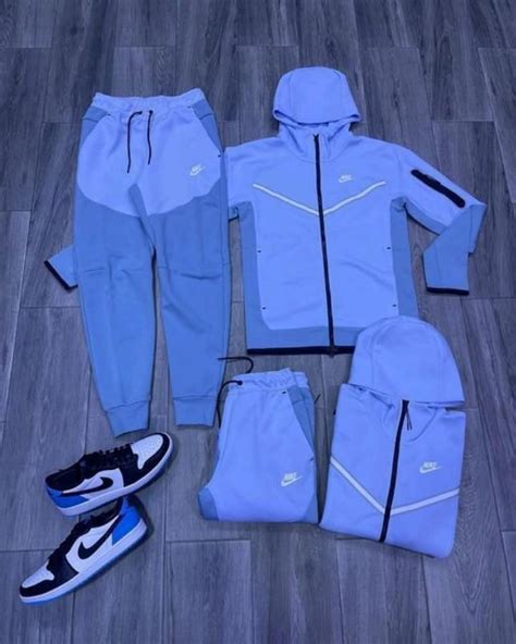 Pin by rawan bader on منشورات من خلالك Cute nike outfits Casual