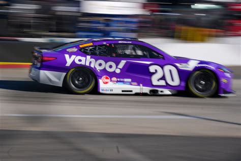 NASCAR fans are flocking to kansas speedway kansas city 13