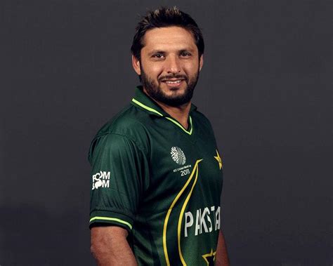 Kettering Online News Shahid Afridi Signs For Steelbacks