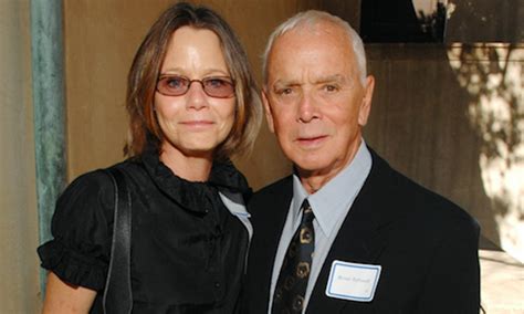 A Complete Look Into Sara Dey-Hirshan's Life And Career