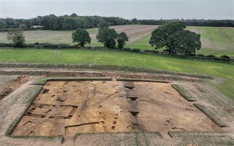 Archaeologists Discover Rare Year Old Temple Or Cult House