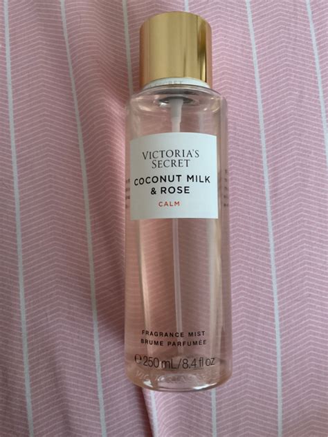 Victoria S Secret Coconut Milk Rose Body Mist Spray 8 4 Oz 250 Ml