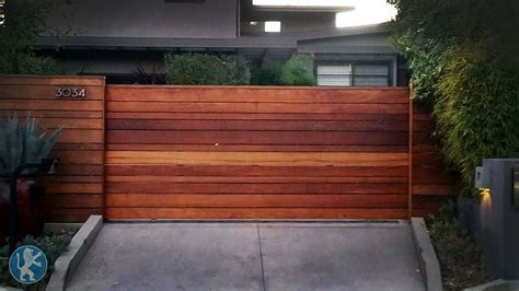 Redwood Horizontal Design Sliding Driveway Gate Garage Doors