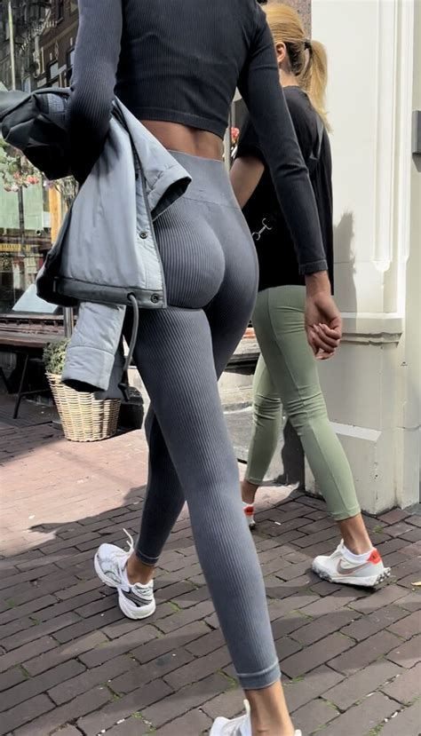 Oc Tight Petite Peachy Milf Wrapped In Skintight Showoff Leggings Spandex Leggings Yoga