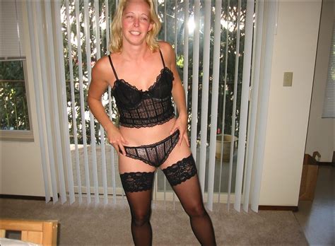 Hot Girls Hairy Cunt This Sexy Blonde Has A Naturally Hairy Cunt X Porn Pic