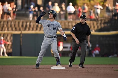 Live Updates: Georgia Tech Baseball Takes On Lipscomb - Sports ...