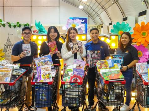 The Big Bad Wolf Roars With Generosity Donating 150 Books To Abs Cbn