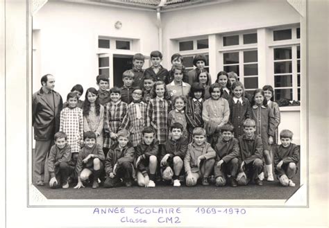 Photo De Classe Cm2 De 1969 Ecole Primaire Copains Davant