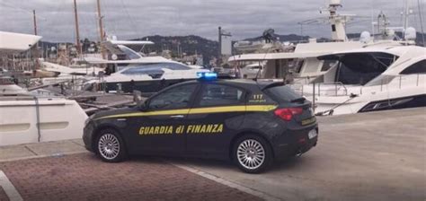 Blitz Della Guardia Di Finanza Della Spezia Due Arresti Per Frode