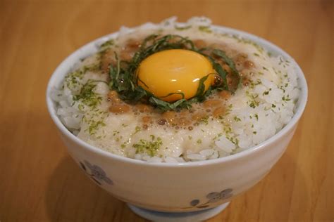 簡単！絶品『とろろ納豆ごはん』むくみが気になる朝にも最適♬ パパっとおうちごはん