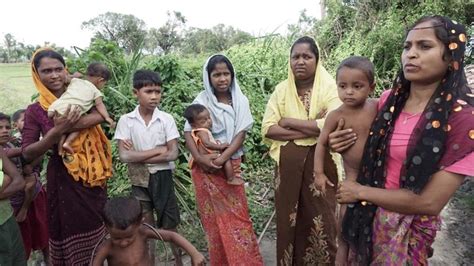 Thousands Of Rohingya Flee Myanmar For Bangladesh News Al Jazeera