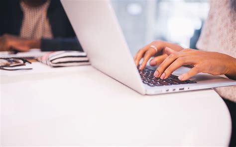 Email Marketing Experts Team – Email Broadcast : Full Service Email Mktg